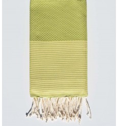 Fouta nid d'abeille couleur vert pistache avec rayures jaune beurre