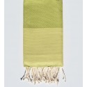 Fouta nid d'abeille couleur vert pistache avec rayures jaune beurre