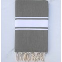 toalla de playa plana verde ejército