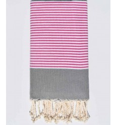 Jeté gris souris avec rayures rose et blanc