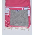 Fouta couleur rose fraise doublée éponge couleur gris