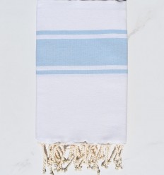 Fouta plate blanche bandes bleu ciel