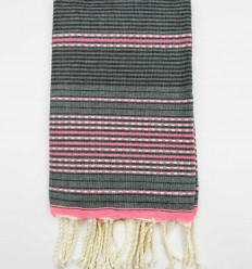 Fouta arabesque gris et rose fluo