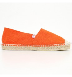 Orangefarbene Espadrilles
