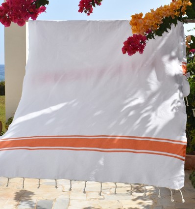 Fouta plate blanche avec bandes orange