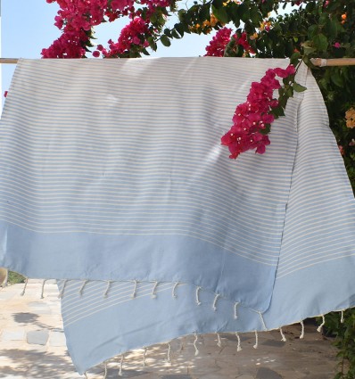 Fouta Portofino bleu ciel et blanc crème