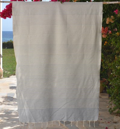 Fouta gris clair rayée blanc crème