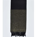 Jeté plate couleur noir avec lurex doré