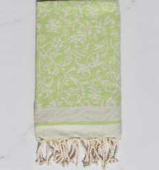 Fouta modèle Versailles vert clair
