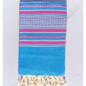 Grande fouta arabesque bleu azur et rose fuchsia