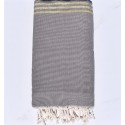 Jeté taupe avec lurex doré