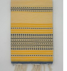 Fouta arabesque jaune et bleu