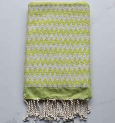 Fouta zigzag vert clair