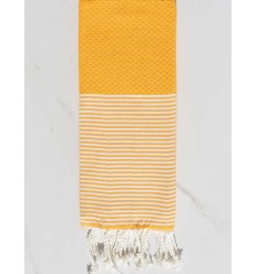 Fouta enfant en nid d'abeille couleur jaune ambre